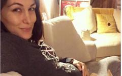 brie_baby_bump_1_0