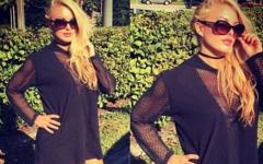 Mandy Rose Is Just Too Glam To Give A Damn