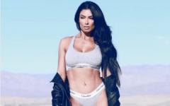 40_eva_marie_1_0