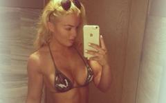72_mandy_rose