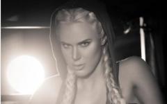 22_lana