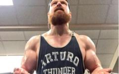 Sheamus Pumping Some Iron Ahead Of His Ironman Match On Sunday