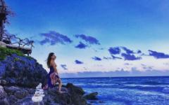 Emma In A Tropical Paradise