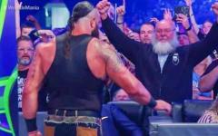 Braun Strowman’s Dad At WrestleMania 34
