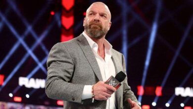 Triple H Surprises NXT UK Superfan, Bianca Belair Has Survivor Series Gear Stolen, More | Fight Size