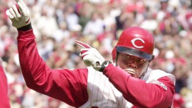 Dmitri Young: 1998 Cincinnati Reds Locker Room Was Split Down The Middle Between NWO and NWO Wolfpac