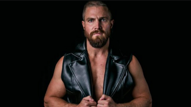Stephen Amell Working On A Project For WWE, Says It’ll Release Around Same Time As ‘Heels’ Season 2