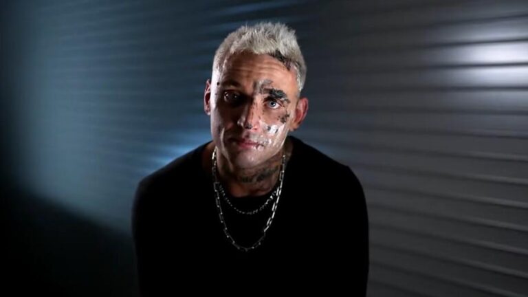 Darby Allin Gifted By Travis Barker, Marc Mero Engaged, Bubba Ray Dudley Pancakes D-Von, More! | Fight Size