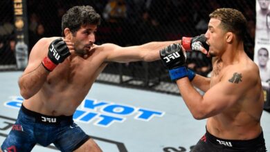 Beneil Dariush vs. Arman Tsarukyan Odds: Who’s Favored to Win UFC Austin Main Event?