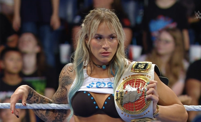 Sol Ruca Makes Main Roster Debut On WWE SmackDown, Hits Double Sol Snatcher