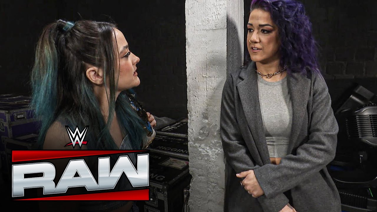 bayley Lyra Valkyria WWE Raw