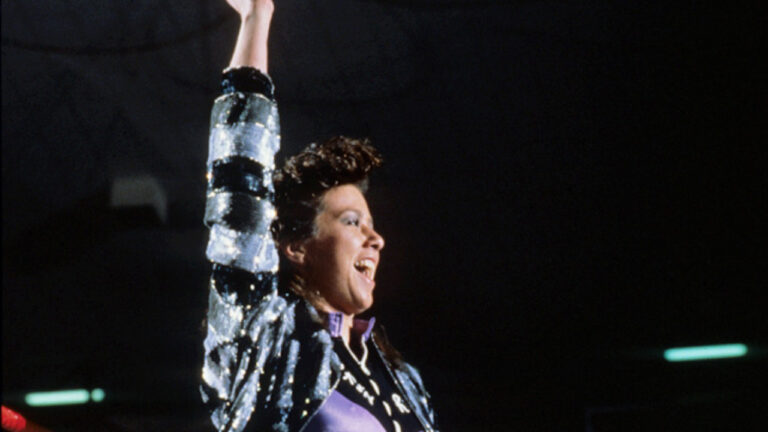 Rockin’ Robin Provides Update After Breaking Heel Bone In Her Right Foot