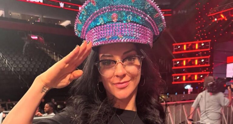 Stephanie Vaquer Poses With Chelsea Green’s Hat, Top NXT Moments, More | Fight Size