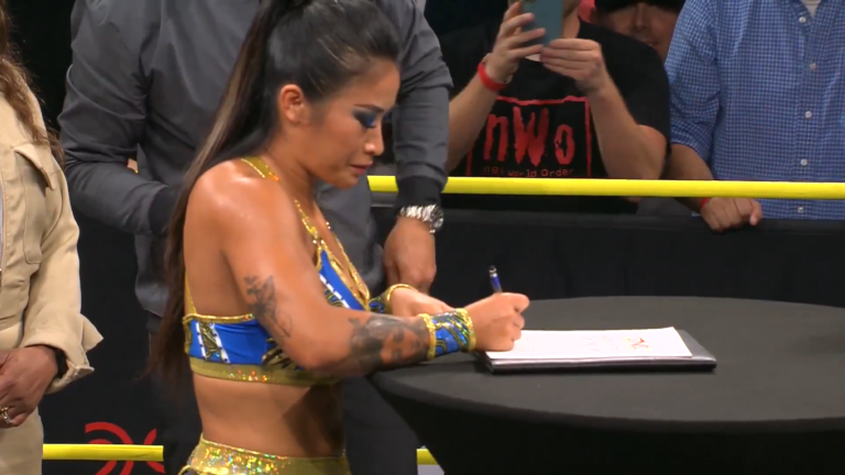 Léi Yǐng Lee Re-Signs With TNA Wrestling