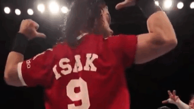JD McDonagh Reveals ‘Isak 9’ Liverpool Jersey During WWE Live Event In Newcastle