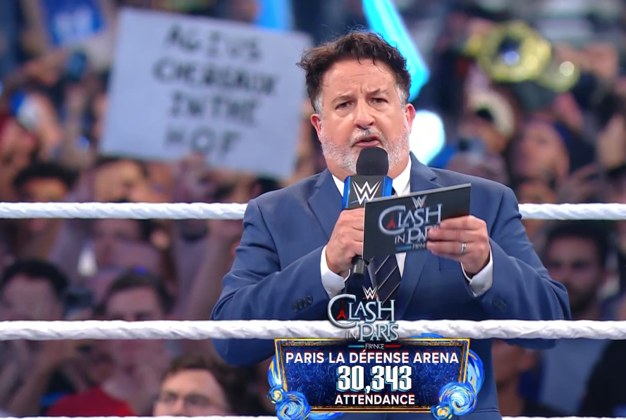 wwe clash in paris attendance