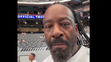 Booker T Attends Houston Texans vs. Tampa Bay Buccaneers