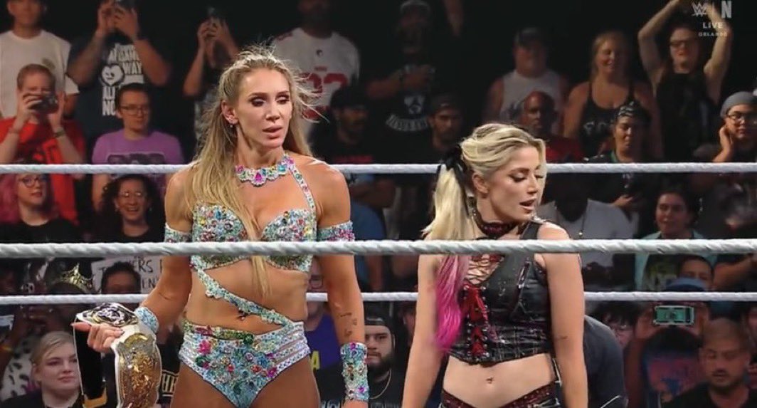 alexa bliss charlotte flair