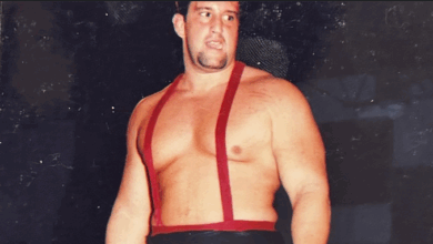 Tommy Dreamer suspenders