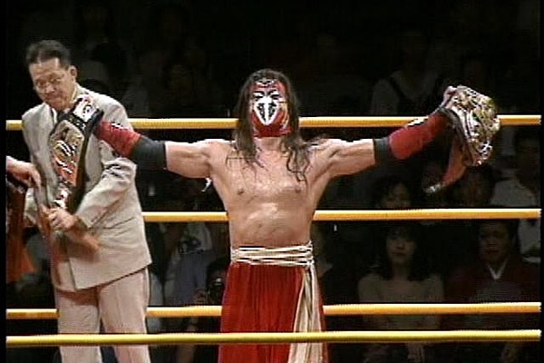 Aleister Black Says One Of His First Favorites In Wrestling Was Hayabusa