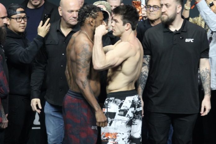 Michael Johnson vs Alex Hernandez Off UFC 324, Irregular Betting Patterns Reported