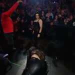 Stephanie Vaquer Shows Up At WWE Saturday Night’s Main Event Without Walking Boot, Fights Off Raquel Rodriguez