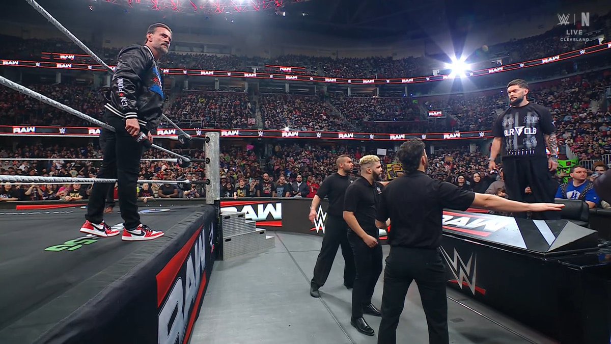 Finn Balor To Challenge CM Punk For World Heavyweight Title At WWE Elimination Chamber
