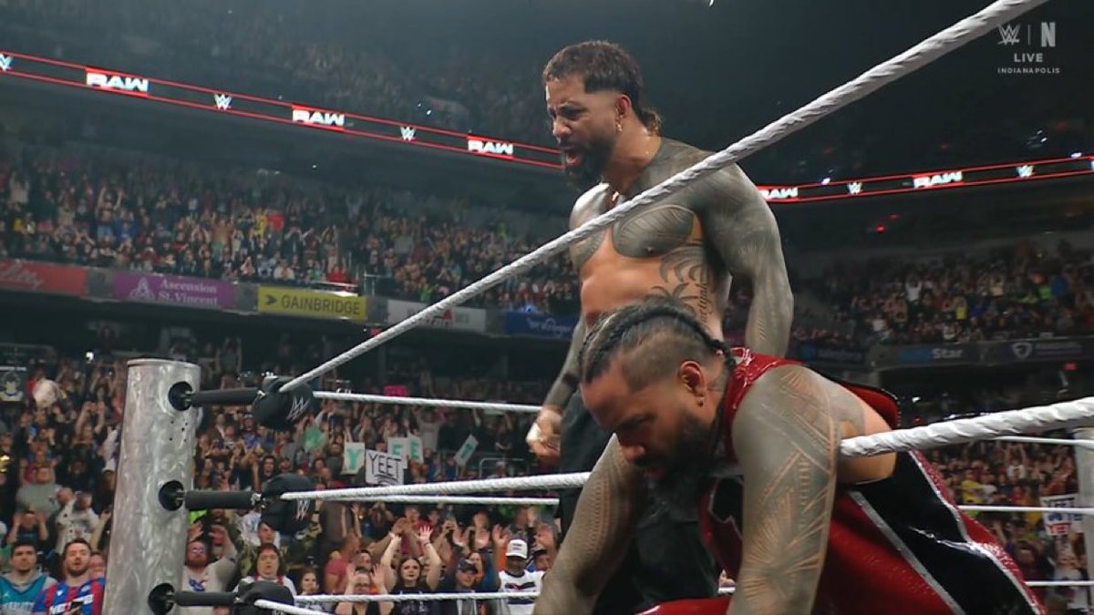 Jey Uso Returns, Helps Jimmy Uso Fend Off The Vision On WWE Raw