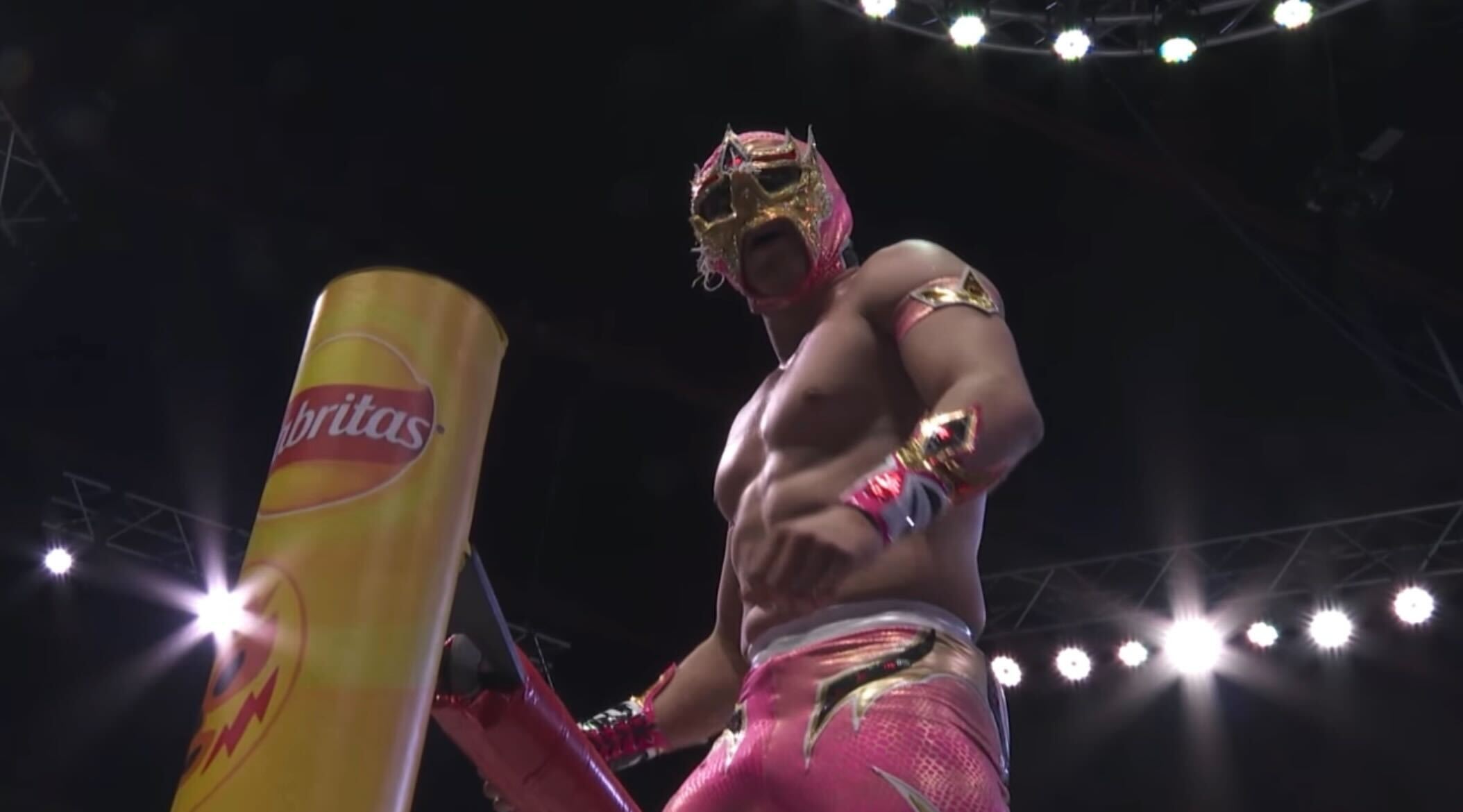 Máscara Dorada Advances to 2026 CMLL Universal Championship Finals