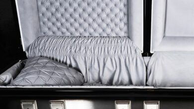 Fight Size WWE Auction