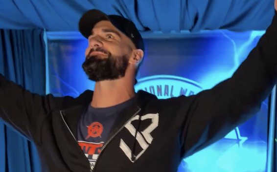Seth Rollins Appears At Last Wrestling Show At Berwyn Eagles Club