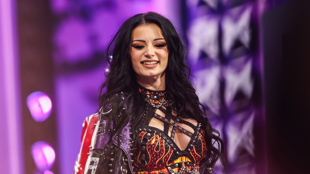 Paige Receives Guinness World Record As Youngest WWE Divas Champion