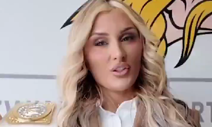 Tiffany Stratton Fight Size