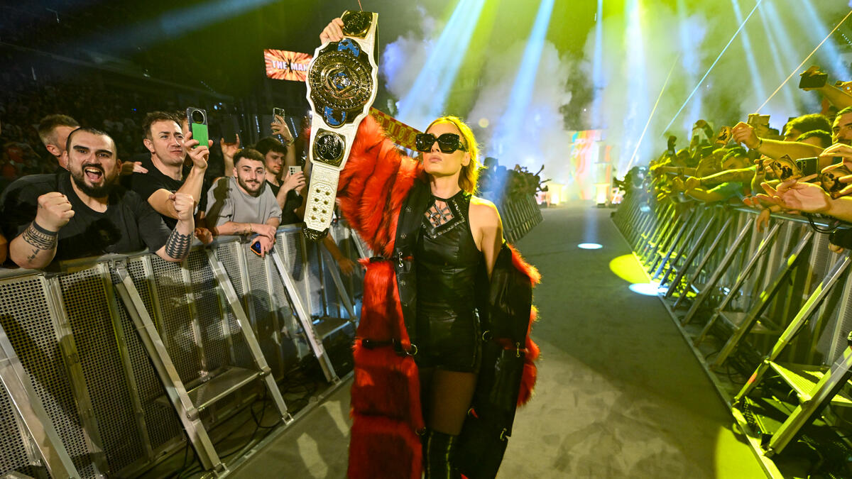 Becky Lynch Reacts To Loss At WWE Clash In Italy, Claims She Suffered A ‘Severe Hematoma’