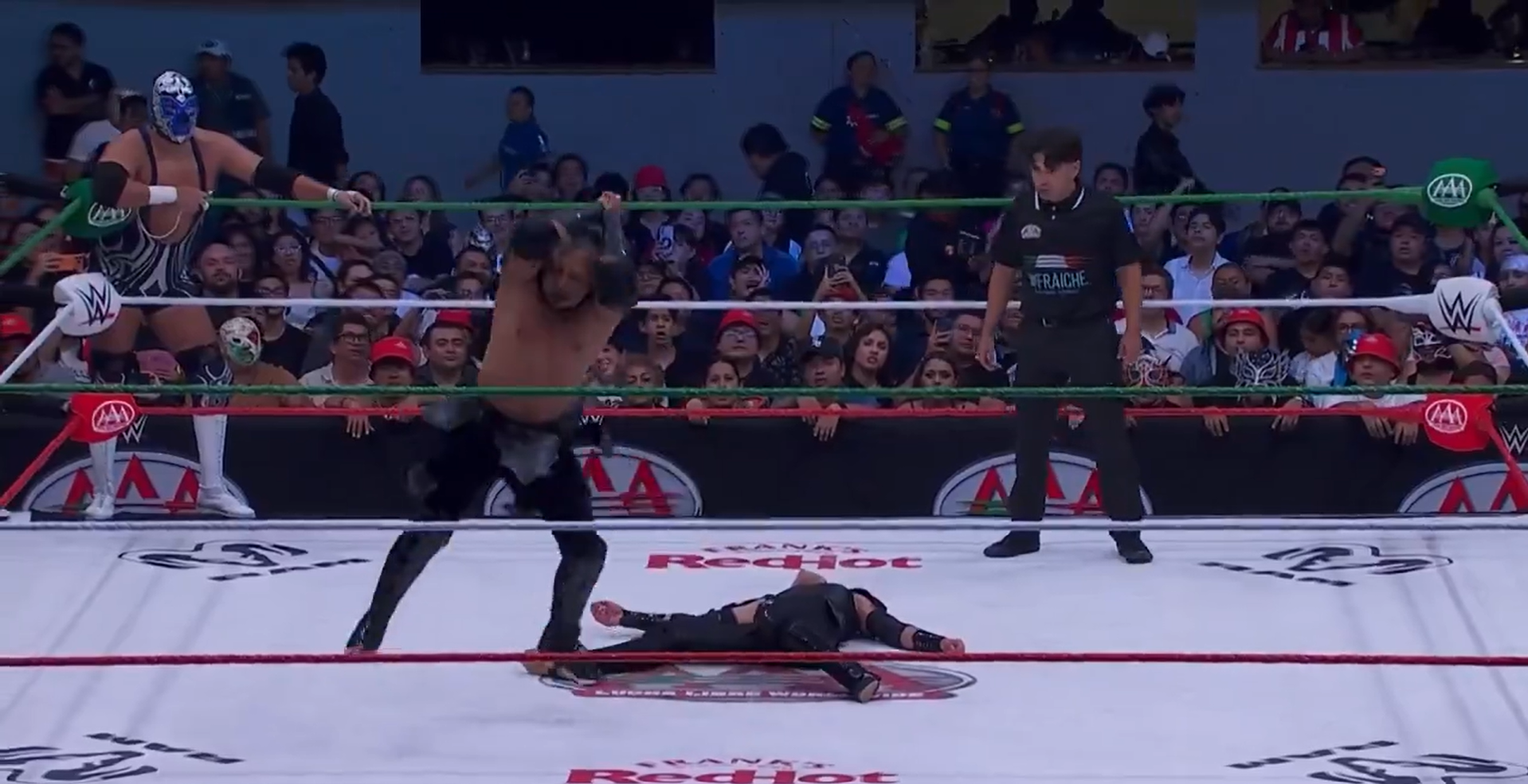 El Hijo Del Vikingo Celebrates A Pele Kick With A Siuuu On AAA On Fox