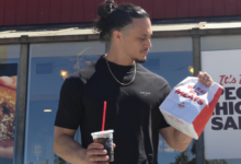 aaron solo arby's