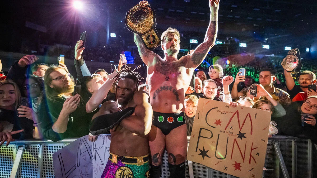 Je’Von Evans Didn’t Know ‘Papa Punk’ Was Returning On WWE Raw, Shares His Reaction To Punk’s WWE Title Victory