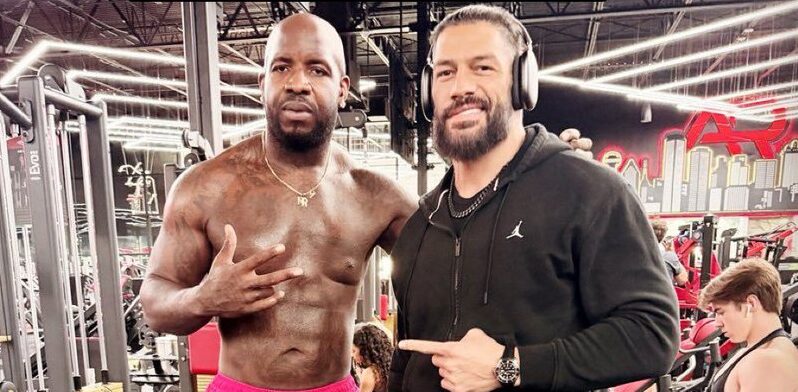 Roman Reigns & Moose Share Gym Photo, WWE Raw Preview, More | Fight Size