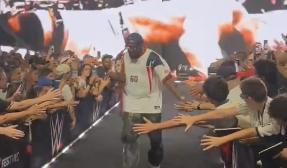 David Ortiz, Rob Gronkowski, More Athletes Recreate WWE Entrances