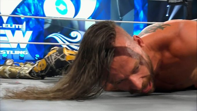 The Dogs Def. The Bang Bang Gang In Double Chain Match At AEW Redemption