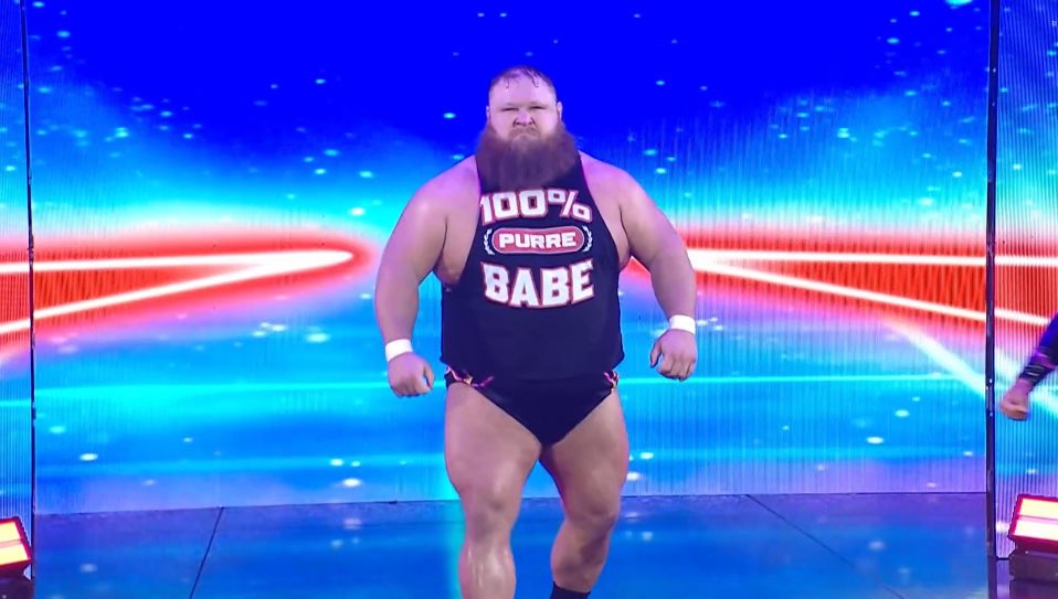 Otis Returns On WWE Raw, Match With Austin Theory Ends In Disqualification