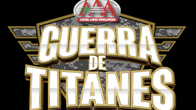 AAA Guerra De Titanes