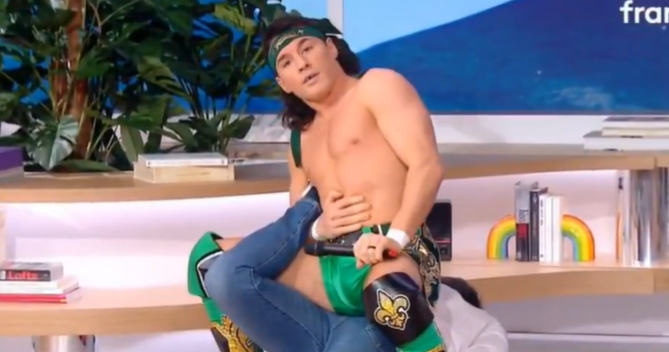 Speedball Mike Bailey Puts French TV Host In Half Boston Crab While Promoting AEW Grand Slam: France
