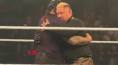 Roman Reigns Embraces Solo Sikoa After RAW